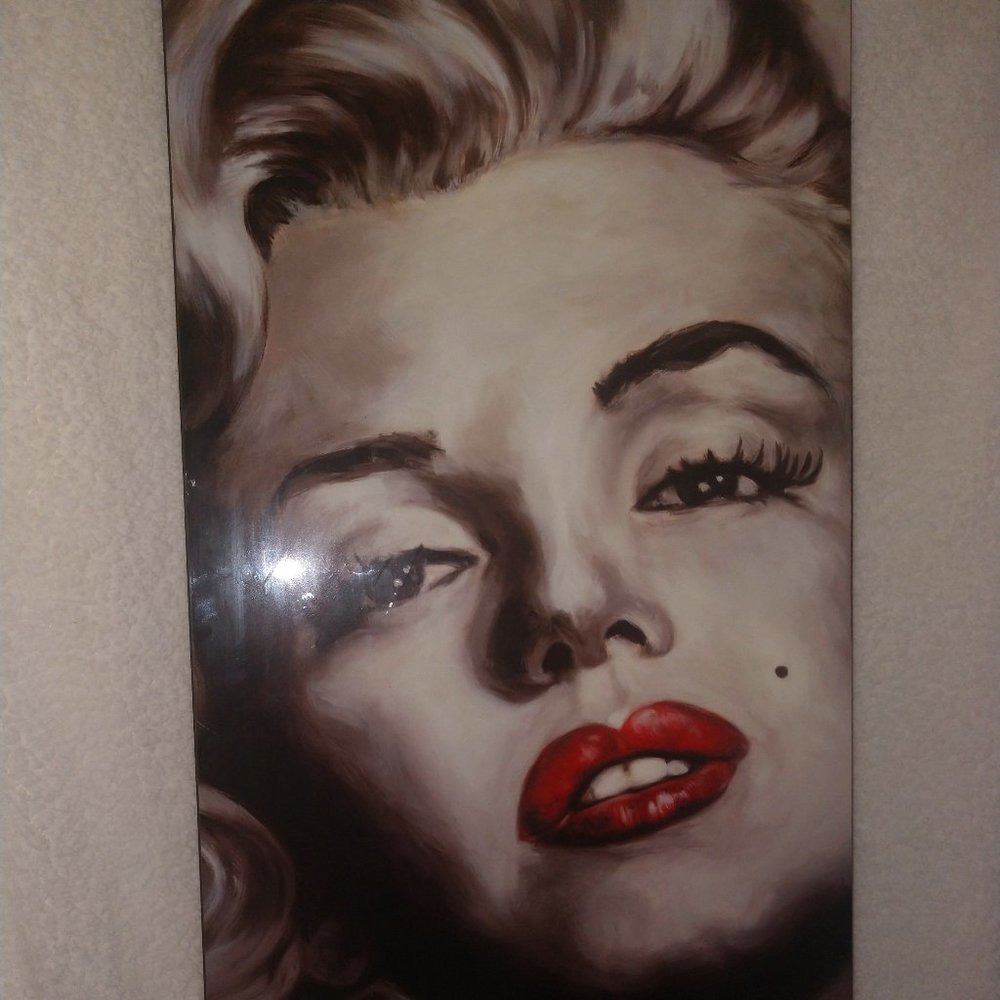 Marilyn Monroe Never Forgotten! Large 38.5x19.5x1.5 inches